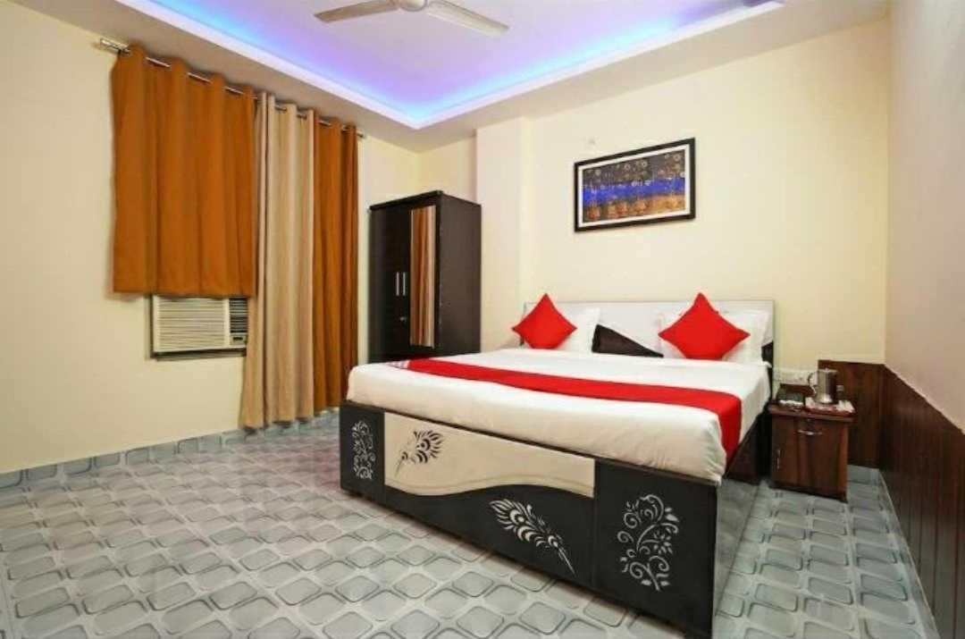 Collection O Sangam Palace Hotel